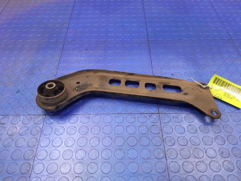 2018 Buick Regal Lower Control Arm Rr