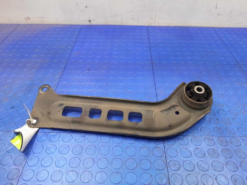2018 Buick Regal Lower Control Arm Rr