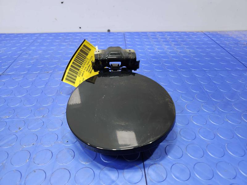 2014 Infiniti QX60 Fuel Tank Door