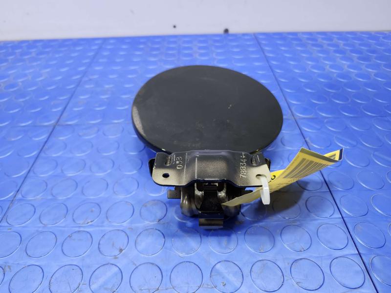 2014 Infiniti QX60 Fuel Tank Door