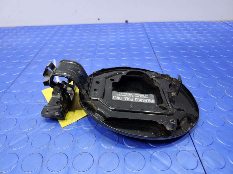 2014 Infiniti QX60 Fuel Tank Door