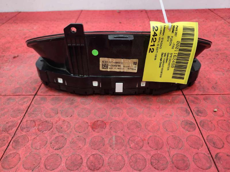 2014-2015 Ford Fusion Instrument Cluster Speedometer Genuine OEM ES7T-10849-ED