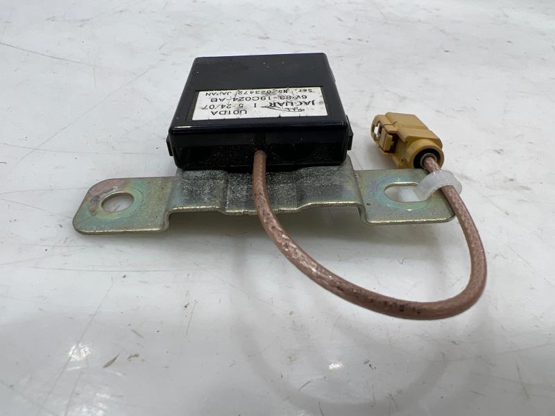 2007 - 2010 Jaguar XK Satellite Navigation Antenna OEM 6W8319C024AB