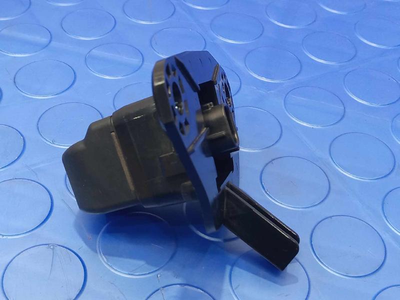 2009-2013 Toyota Highlander Rear View Camera Assembly Genuine OEM 867900E020