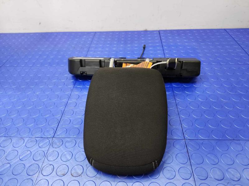 2021 Chrysler Voyager Headrest