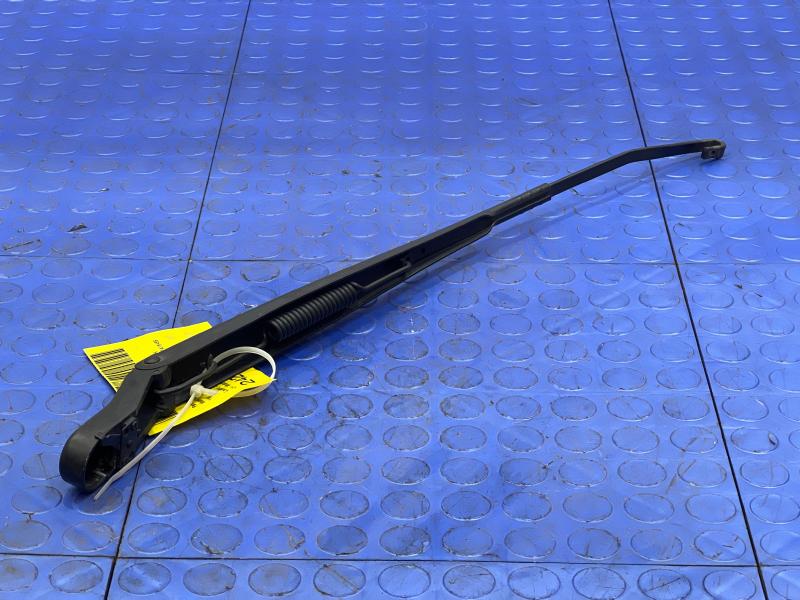 2016 Ford F-150 Wiper Arm