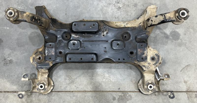 2013 Chrysler Town & Country Crossmember/Cradle/Undercarria