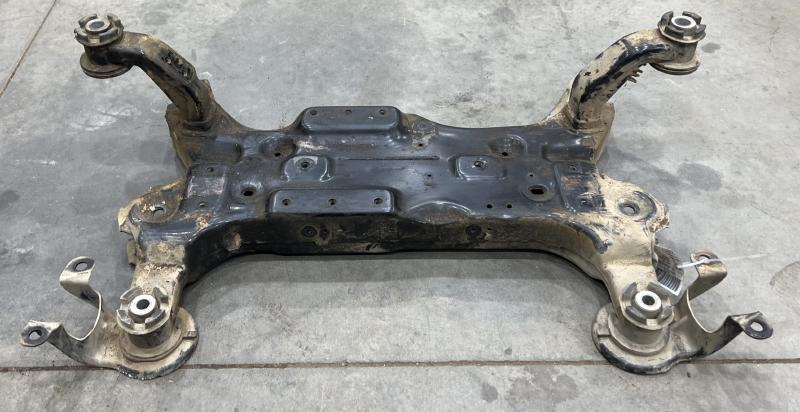 2013 Chrysler Town & Country Crossmember/Cradle/Undercarria