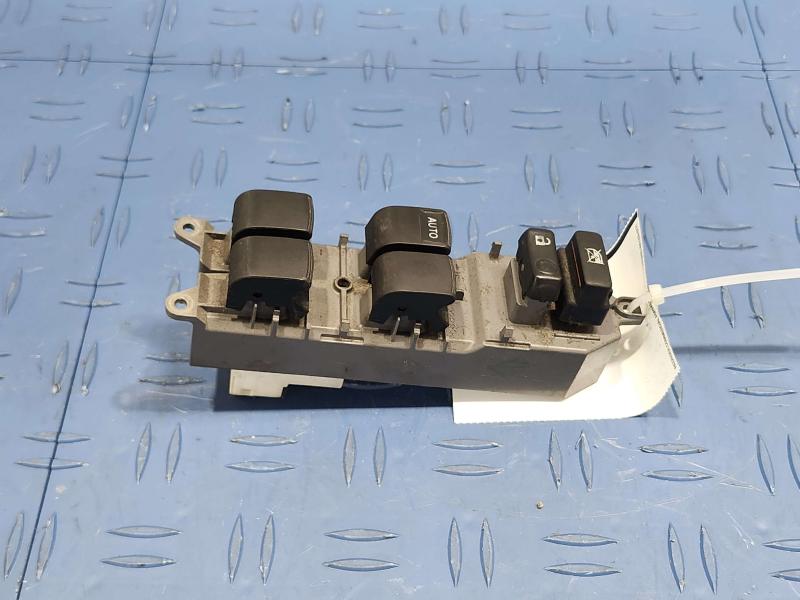 2013 Toyota Camry Door Switch Front