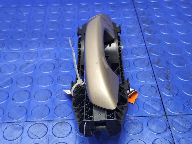 2015 Volkswagen Passat Outside Door Handle