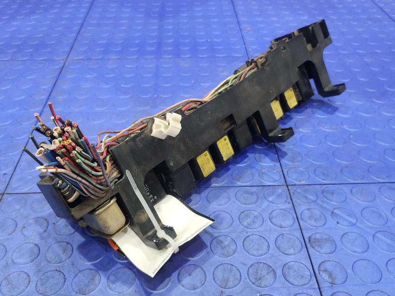 1988-1993 Isuzu NPR OEM Cabin Fuse Box Relay Junction Block Genuine