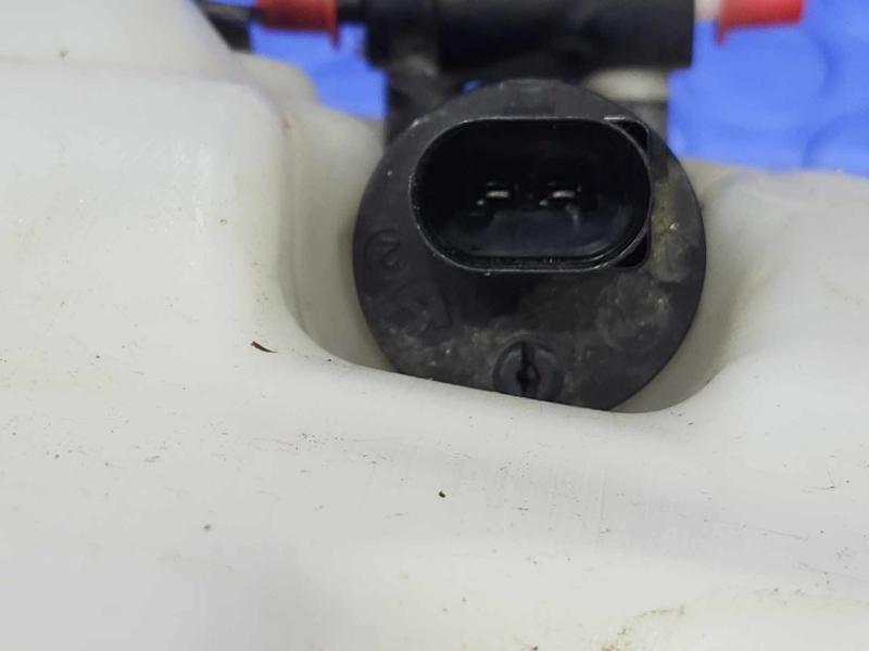 2017 Dodge Grand Caravan Washer Bottle