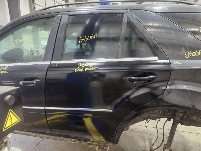 2010 Mercedes ML-Class Rear Door