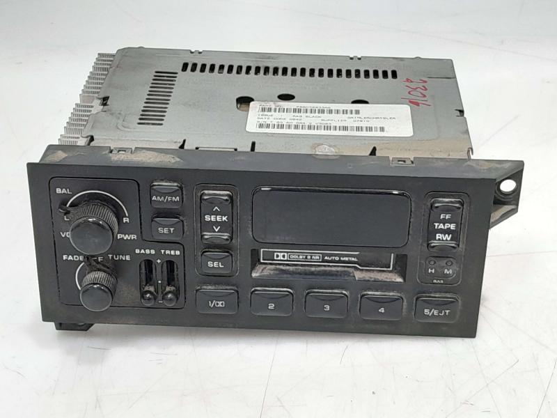 2002 Dodge B3500 Audio & Visual Equip.(Radio)