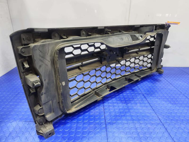 2014 Chevrolet Silverado 1500 Grille