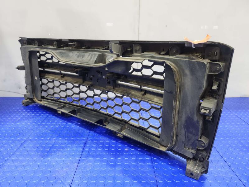 2014 Chevrolet Silverado 1500 Grille
