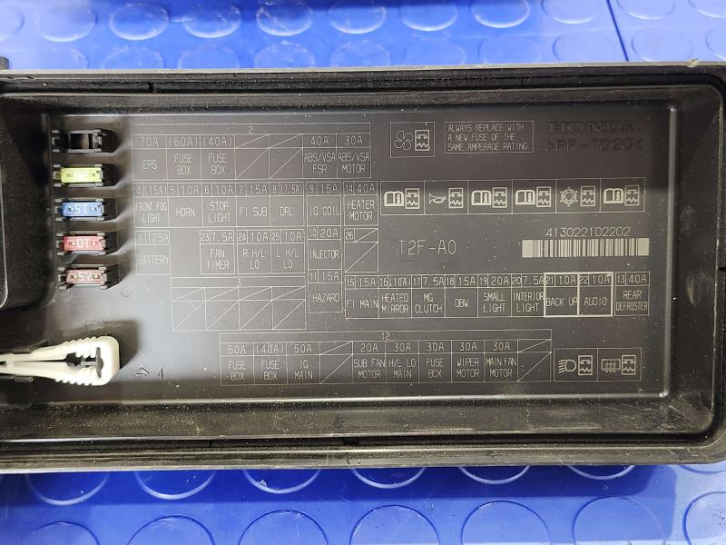 2013 Honda Accord Engine Fuse Box