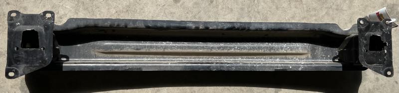 2013 Volkswagen Passat Rear Bumper Reinforcement