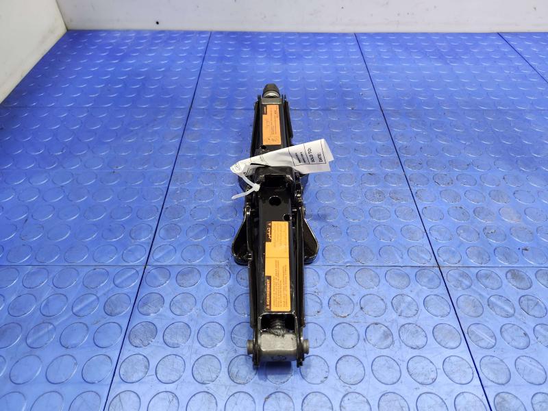 2014 Nissan Maxima Jack Assembly
