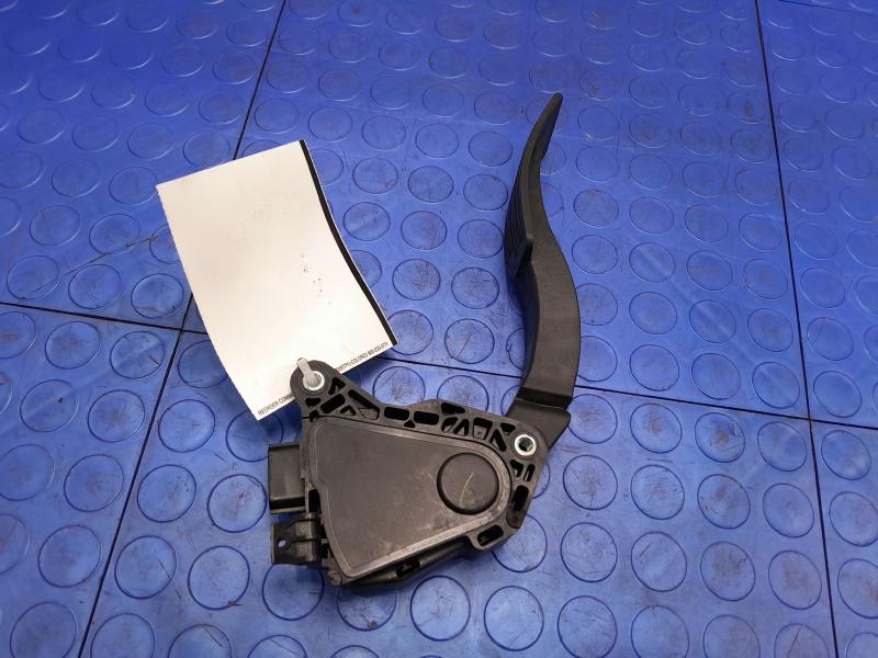 2019 Nissan Sentra Pedal Assembly