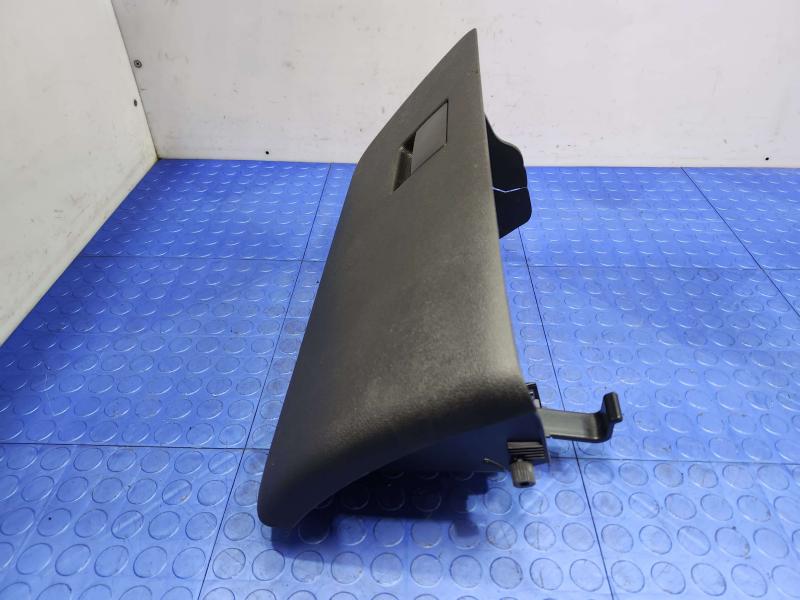 2011 Ford Edge Glove Box