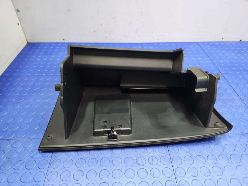 2011 Ford Edge Glove Box