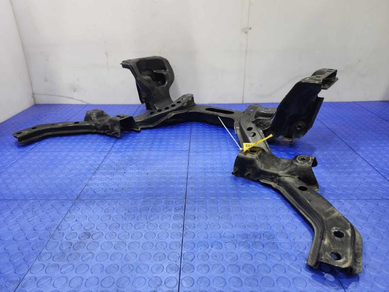 2014 Ford Mustang Crossmember/Cradle/Undercarria