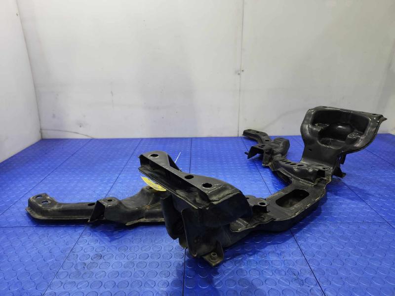 2014 Ford Mustang Crossmember/Cradle/Undercarria