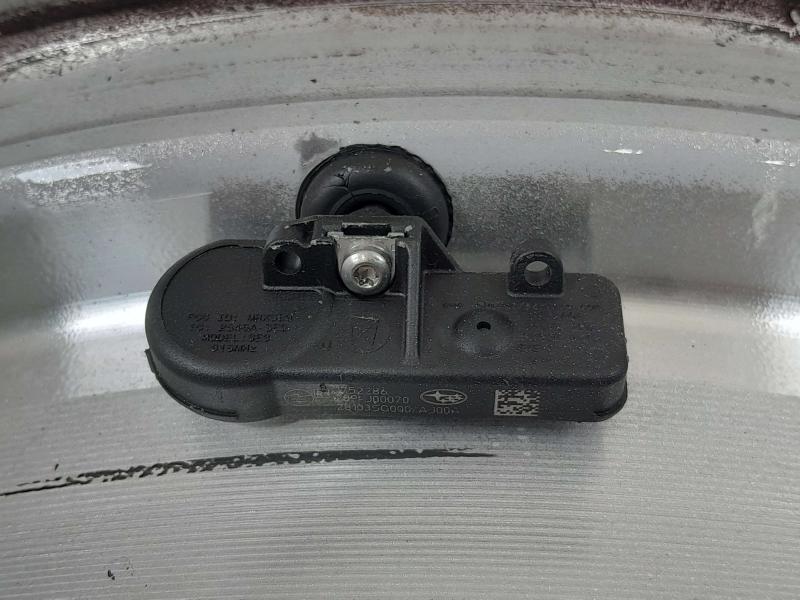 2017 Subaru Legacy Wheel
