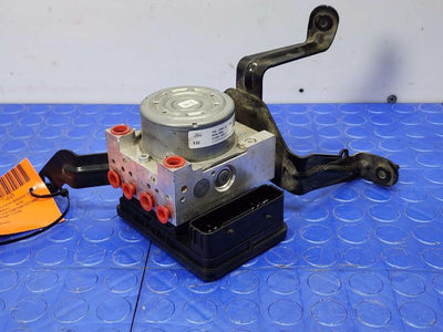 2015 Ford Mustang ABS Anti Lock Brake Pump Modulator Assembly OEM FR3C2C219BE