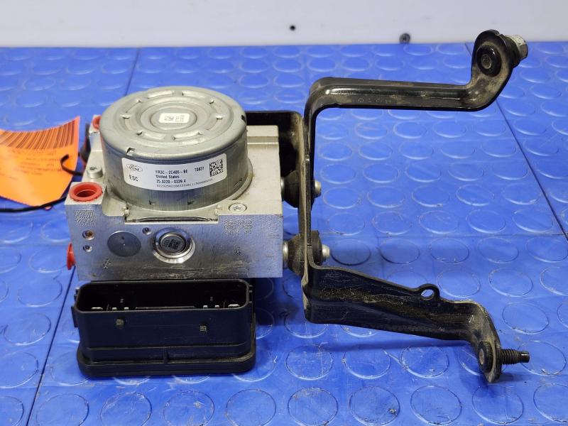 2015 Ford Mustang ABS Anti Lock Brake Pump Modulator Assembly OEM FR3C2C219BE