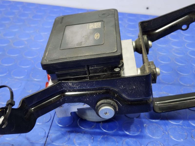 2015 Ford Mustang ABS Anti Lock Brake Pump Modulator Assembly OEM FR3C2C219BE