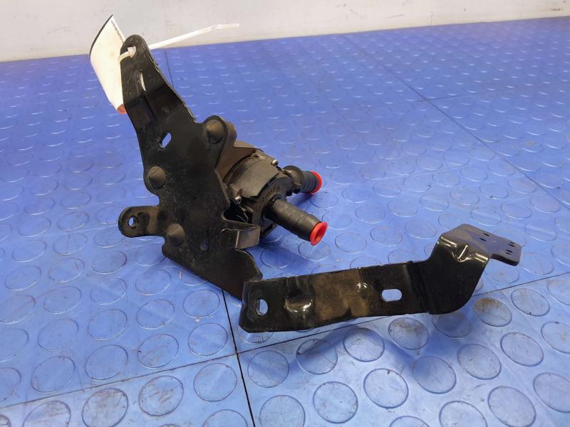 2022 Ford Maverick Coolant Pump