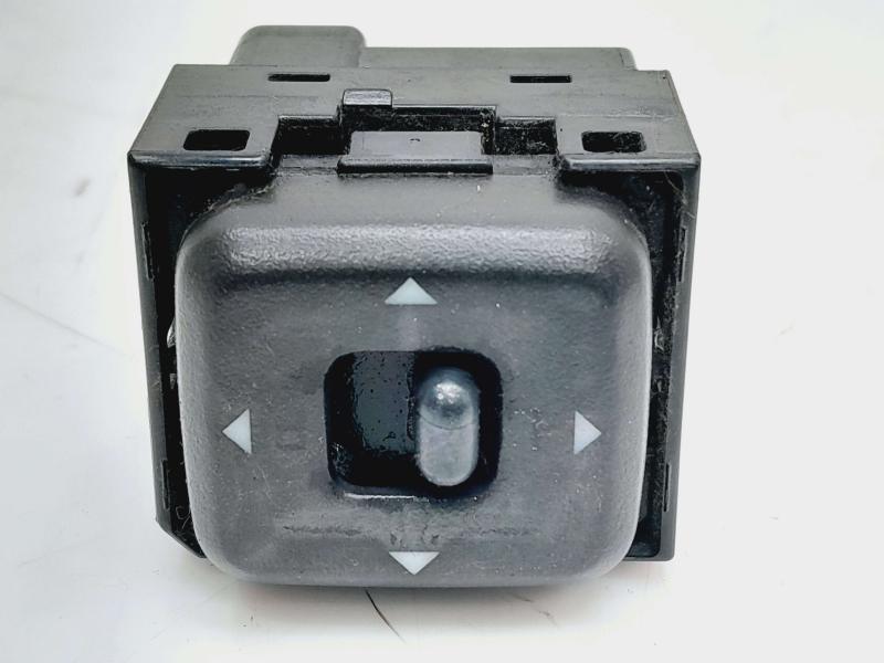 2004 GMC Canyon Door Switch Front