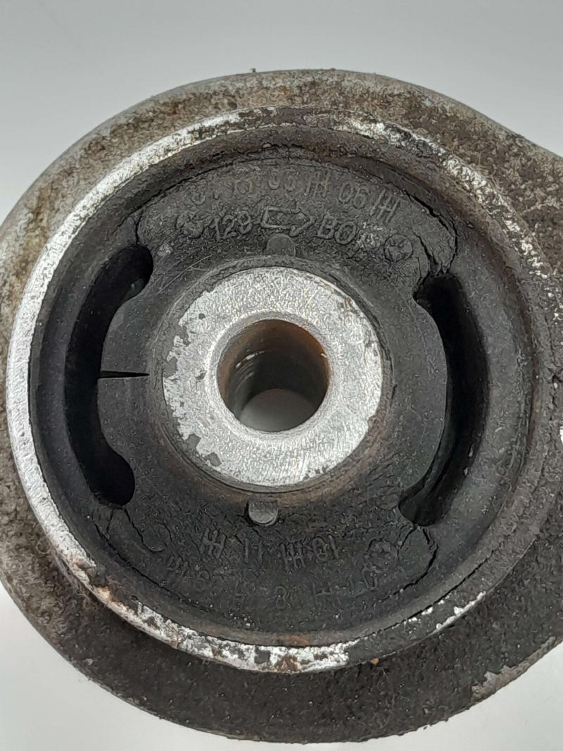 2007 Audi S6 Lower Control Arm Front