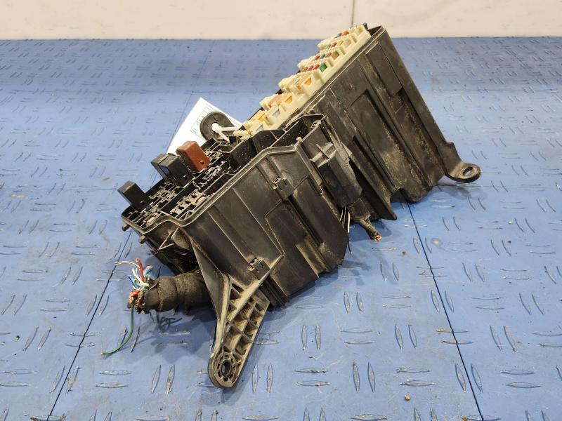 2002 Toyota Camry Engine Fuse Box