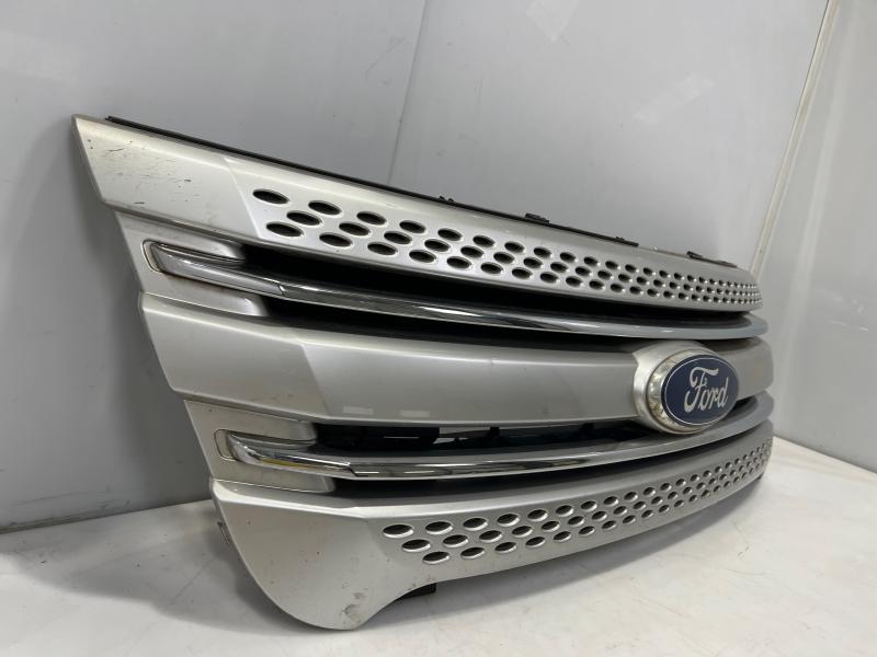 2011 - 2015 Ford Explorer Upper Grille Assembly w/ Emblem OEM BB5Z8200CA