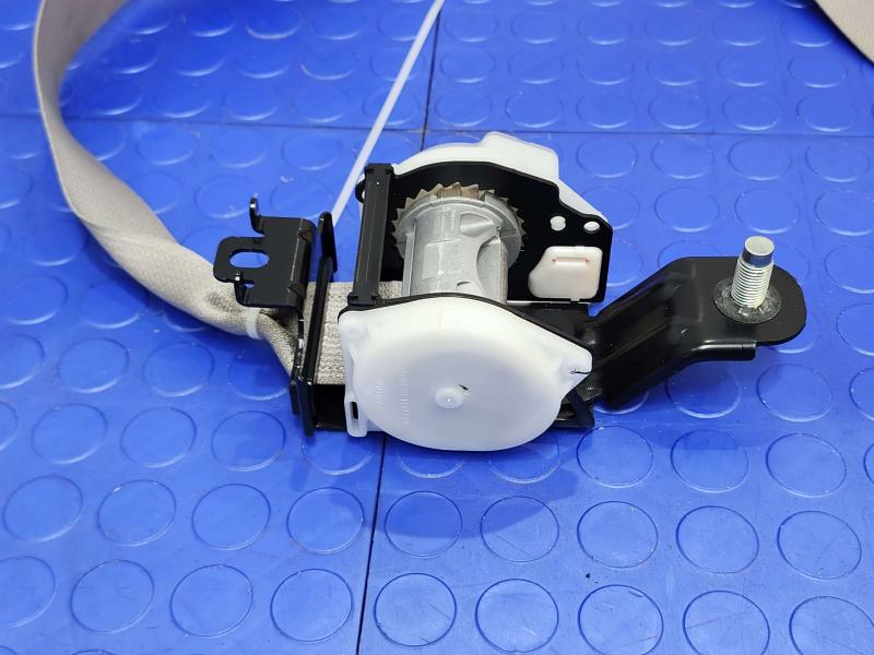 2014 Acura RLX Front Seat Belt