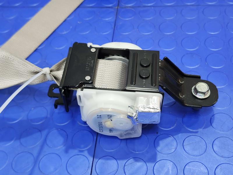 2014 Acura RLX Front Seat Belt