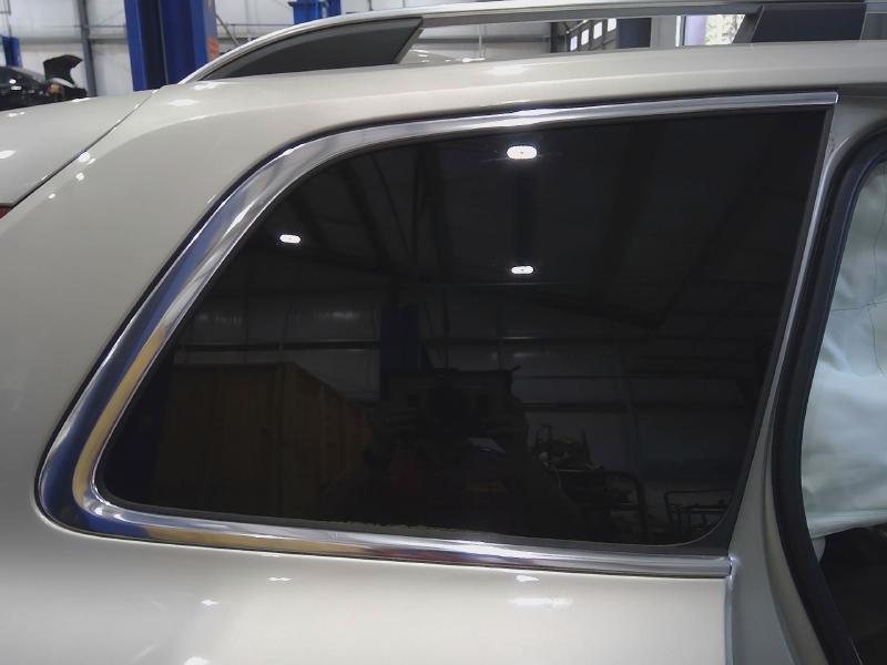 2016 Volvo XC90 Quarter Glass/Window