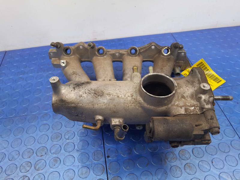 2000 Honda CR-V Intake Manifold