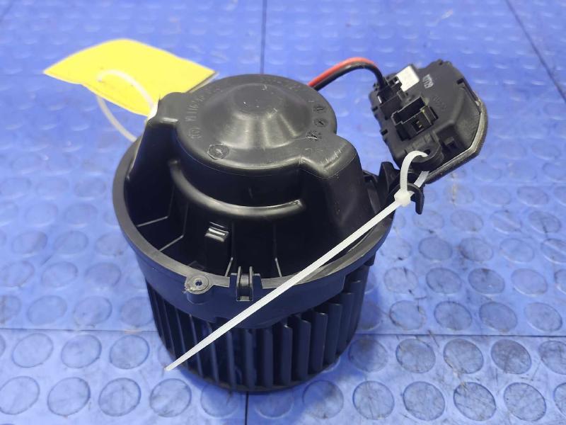 2017 MINI Cooper Blower Motor