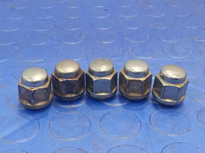 2001 Honda CR-V Lug Nuts