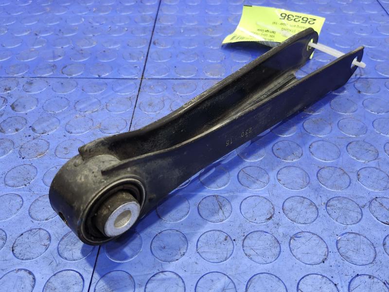 2016 Cadillac ATS Lower Control Arm Rr