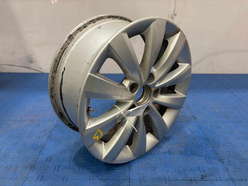 2015 Volkswagen Passat Wheel