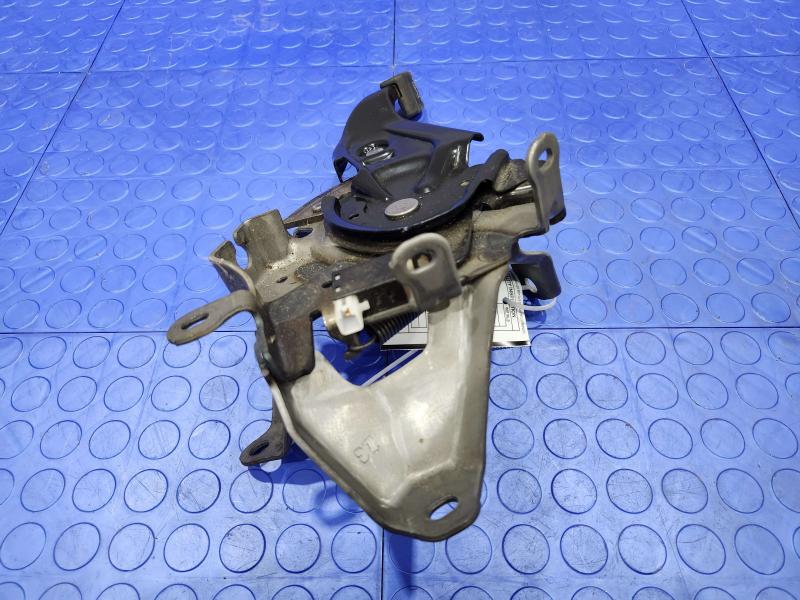 2010-2015 Toyota Prius Parking Brake Lever Pedal Assembly OEM 46200-47070