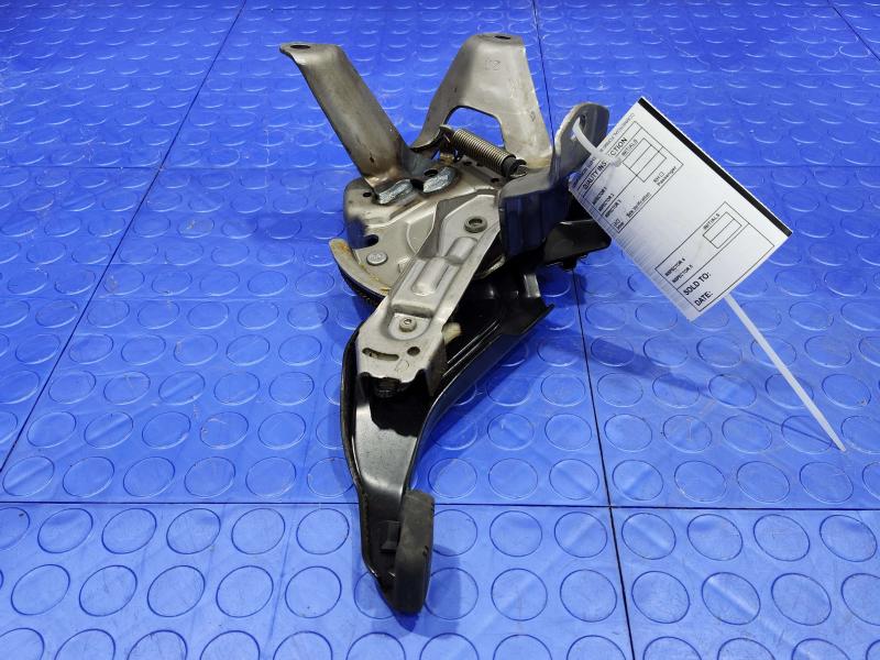 2010-2015 Toyota Prius Parking Brake Lever Pedal Assembly OEM 46200-47070