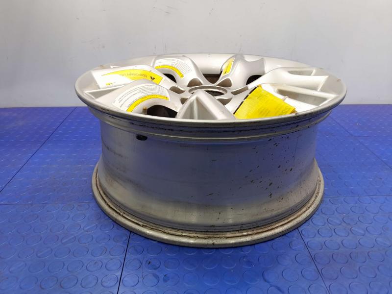 2014 Infiniti QX80 Wheel