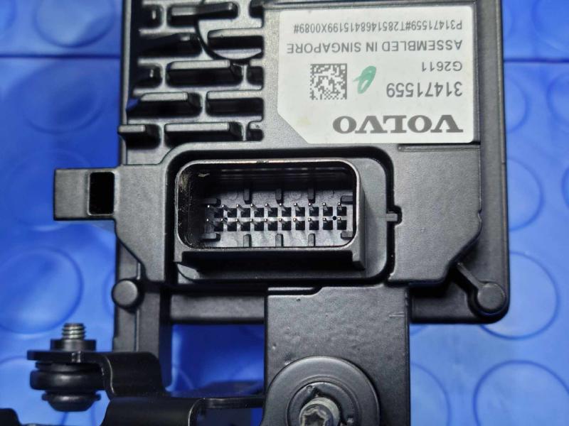 2016-2023 Volvo XC90 Windshield Mounted Lane Keep Assist Camera OEM 31471559
