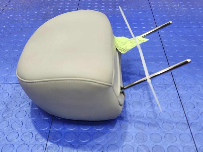 2010 Chevrolet Impala Headrest